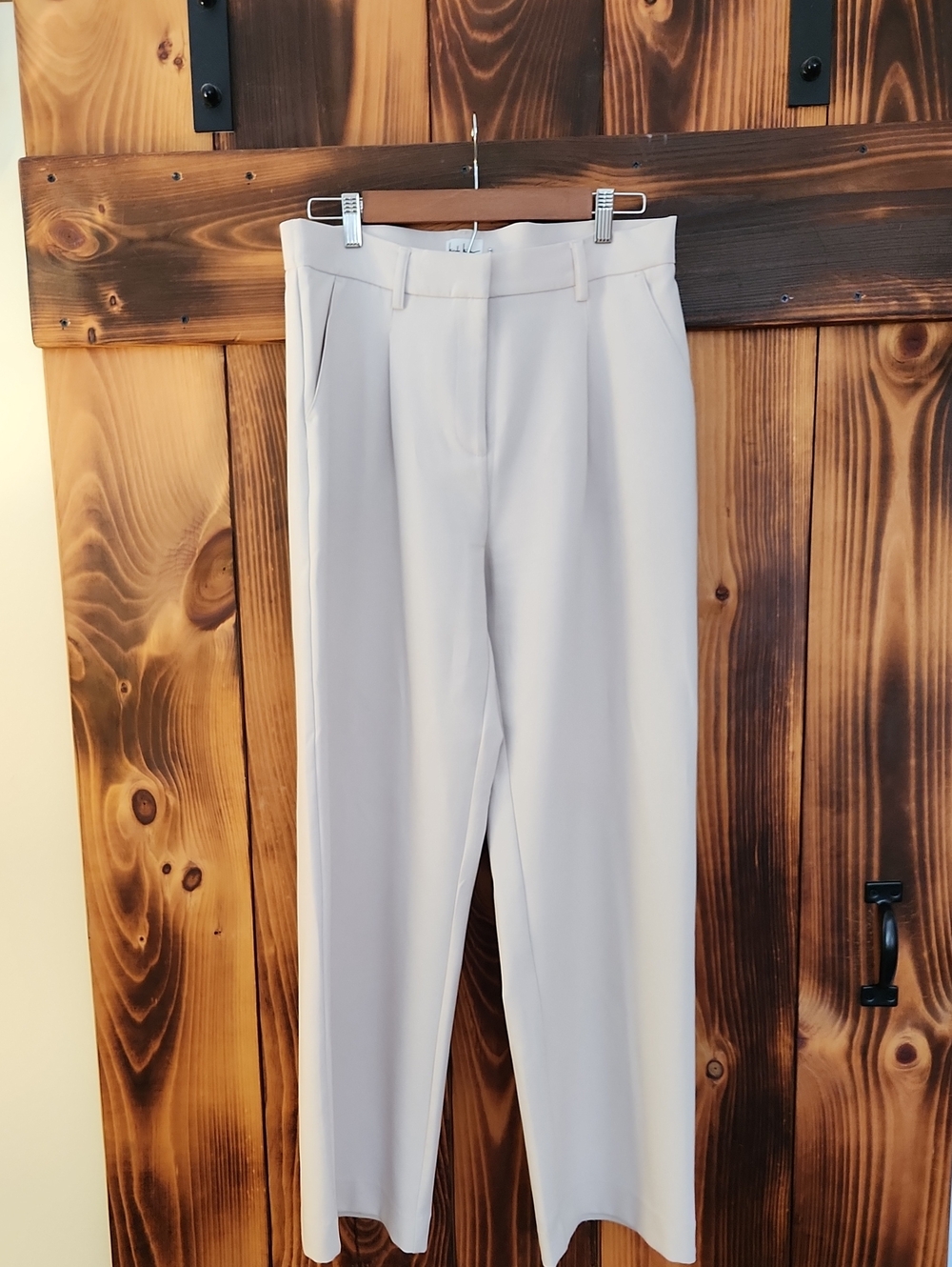 Nicole Miller Women's Cream Straight-Leg Dress Pants